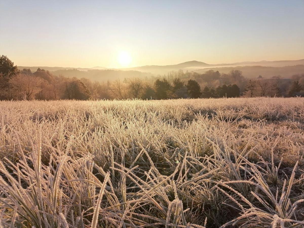 Вилла Widokowe Stodoly Bieszczady Леско Экстерьер фото